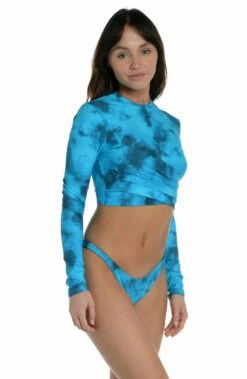 Head In The Clouds Cropped Rashguard - FINAL SALE -Lablanca Sales Shop CT2BD50 POL F4