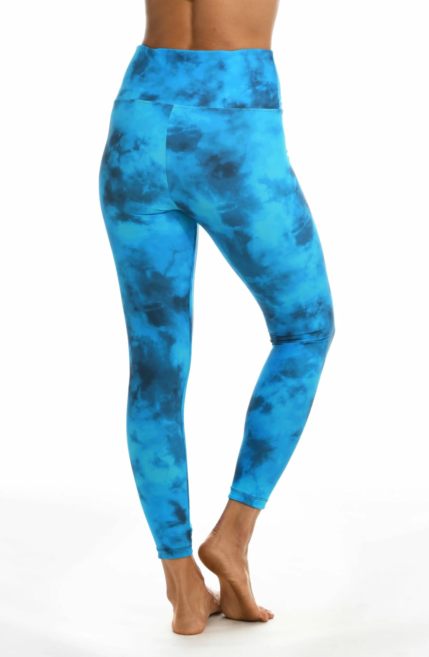 Head In The Clouds Reversible High Waist Legging - FINAL SALE 4 Head In The Clouds Reversible High Waist Legging - FINAL SALE - Image 2