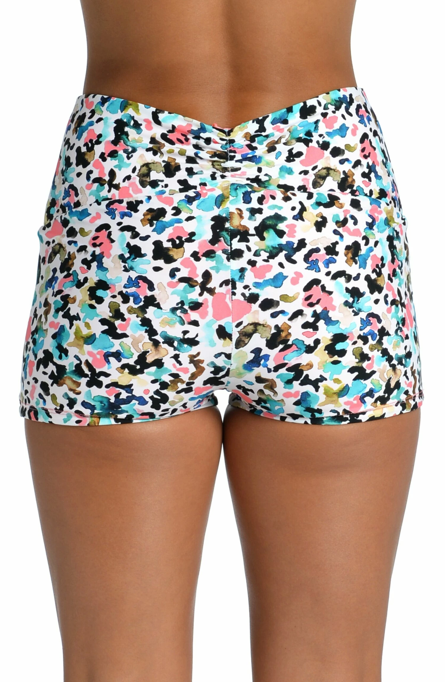 Camo Cheetah Reversible High-Waist Bike Short - FINAL SALE 4 Camo Cheetah Reversible High-Waist Bike Short - FINAL SALE - Image 2